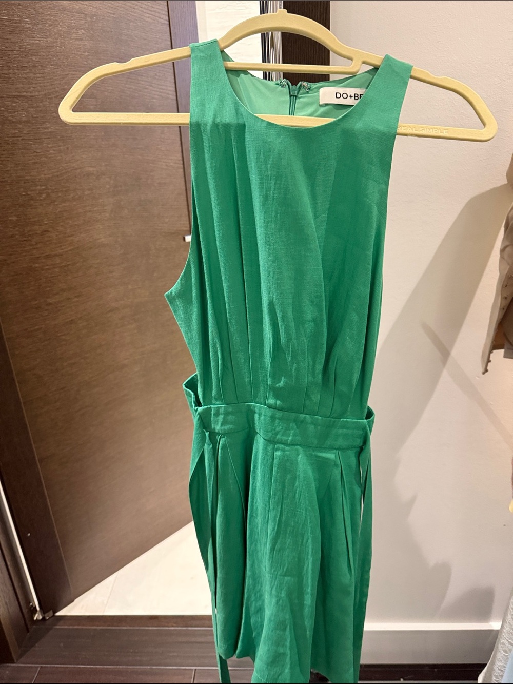 DO+BE Emerald Green Sleeveless Pleated Waist Mini Dress
